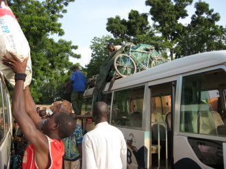 02 Le Car Ouaga Fada